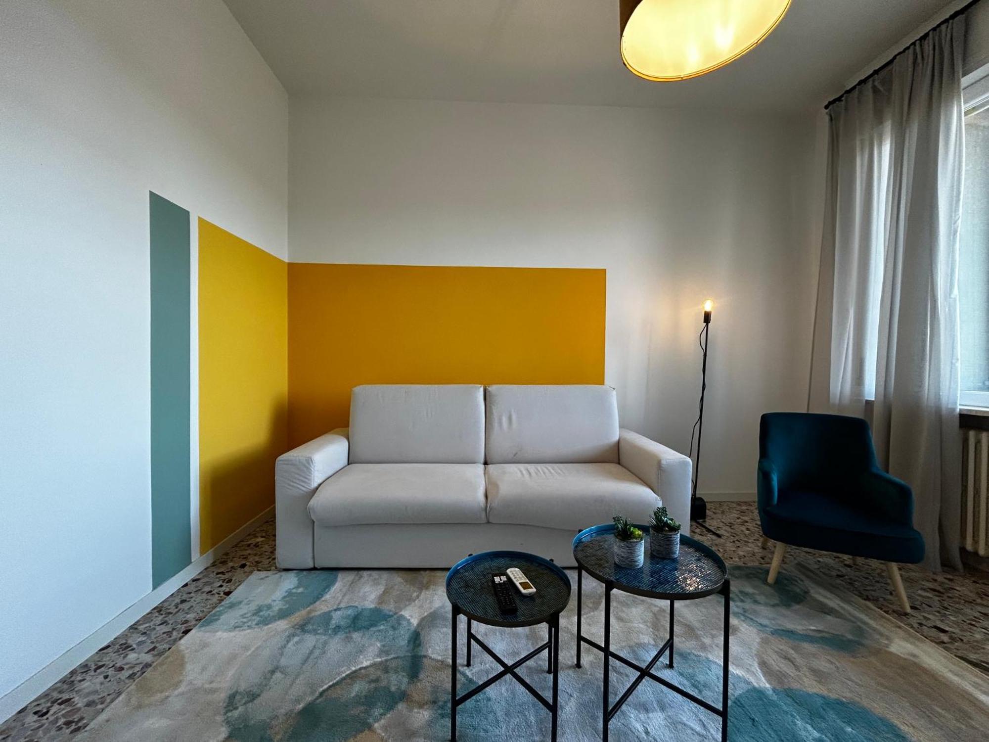 شقة Big House-Private Parking-12" Walk From The Arena فيرونا المظهر الخارجي الصورة